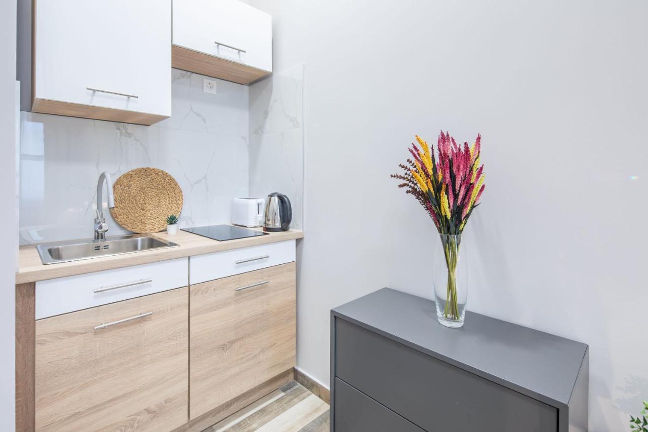 New - Central And Modern Studio Budapest Eksteriør bilde